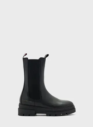 Monochromatic Chelsea Boots