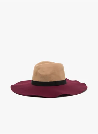Fotr Hat Ribbon Detail