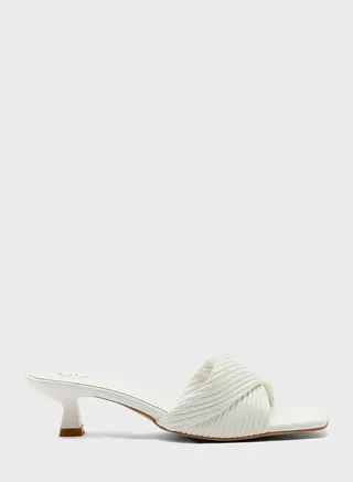 Ribbed Effect Square Toe Mule Sandal