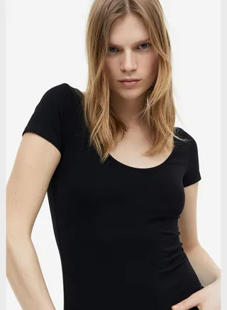 Scoop Neck Knitted T-Shirt