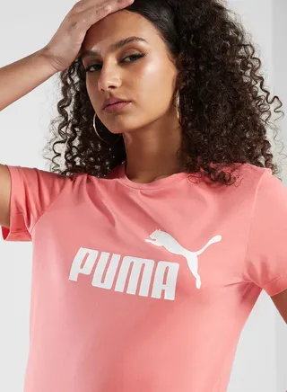 Essential Logo T-Shirt