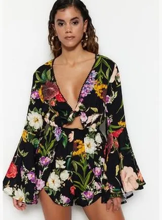 Floral Patterned Woven Striped Blouse and Short Set TBESS22AU0113