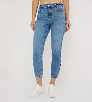Faded High Waist Mom Fit Jeans