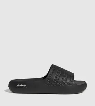 Adilette Ayoon Slides