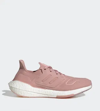 ULTRABOOST 22 W Performance Running Shoes