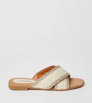 Bambie Criss-Cross Strap Flat Sandals
