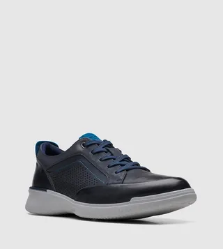 Donaway Run Lace-Up Casual Shoes