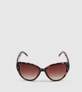 Wide Cat eye Linear Sunglasses