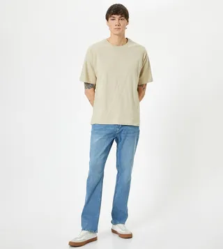 Mid-Rise Straight Fit Jeans