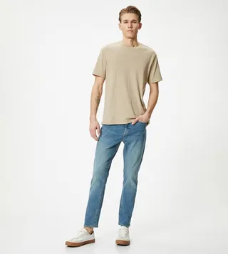 Mid-Rise Slim Fit Jeans