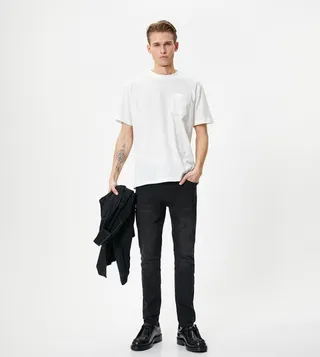 Low-Waist Skinny Fit Jeans