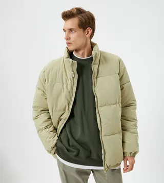 Zippered Long Sleeves Puffer Jacket