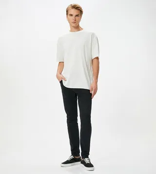 Low-Waist Skinny Fit Jeans