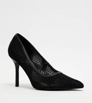 Pointed Toe Mesh Pumps