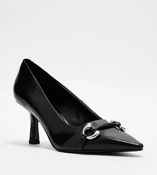 Metal Accent Pointed Toe Pumps