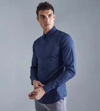 Solid Long Sleeves Slim Fit Shirt