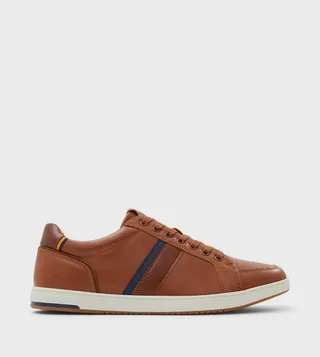 WELTON Round Toe Lace-Up Sneakers