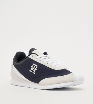 Logo Detail Heritage Runner Shoes