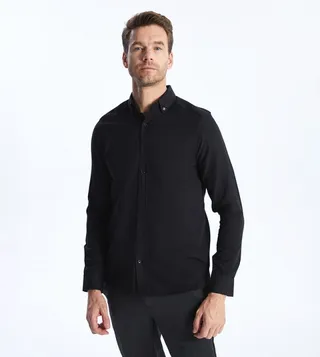 Solid Slim Fit Long Sleeves Oxford Shirt