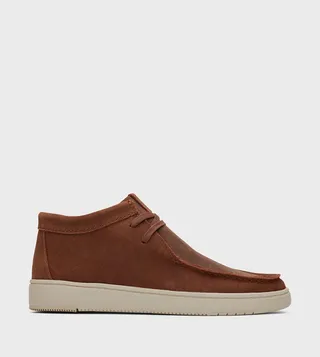 TRVL LITE Chukka Boots