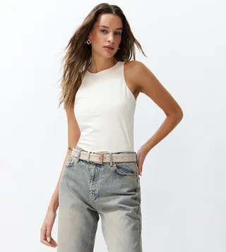 Solid Sleeveless Top