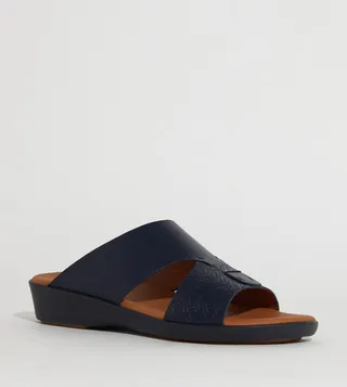 Textured Open Toe Arabic Sandals