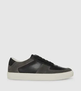 TARRIK Low Top Sneakers