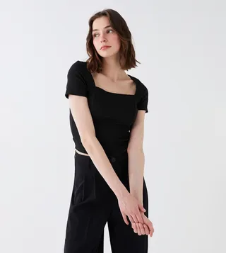 Square Collar Straight Short Sleeves T-Shirt