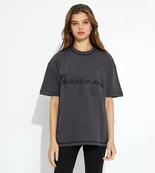 Logo Embroidered Boyfriend Fit T-Shirt