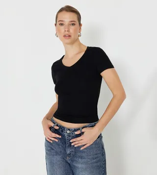 Solid Stretchable Crop Top