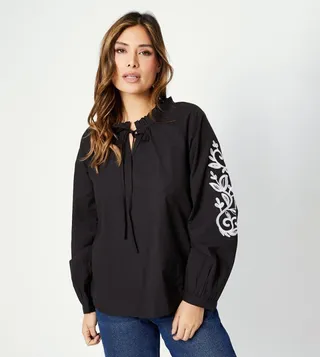 Embroidered Detail Sleeves Top