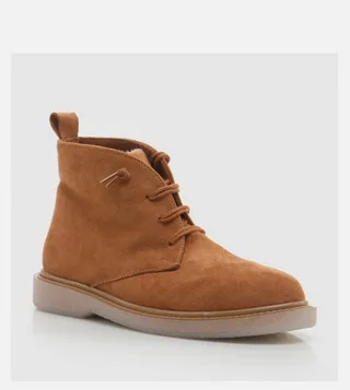 Lace-Up Chukka Boots
