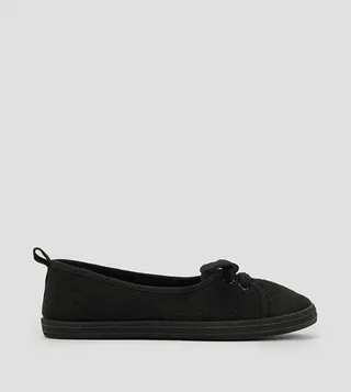 Bungee Lace-Up Detail Canvas Shoes