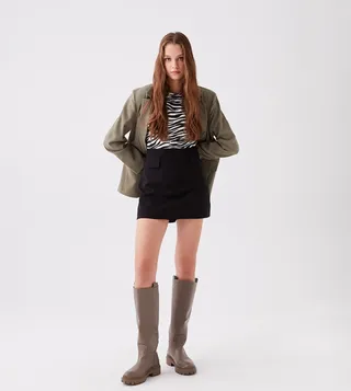 Solid Zippered Mini Skort