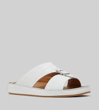 Buckle Detail Textured Arabic Sandals