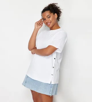 Button Detail Short Sleeves T-Shirt