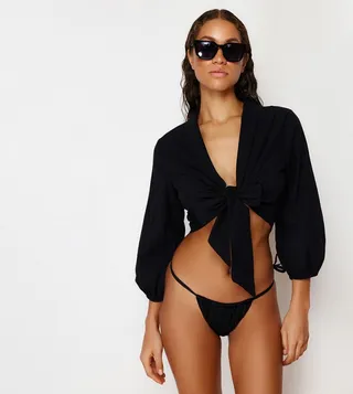 Balloon Sleeves Tie-Up Crop Top