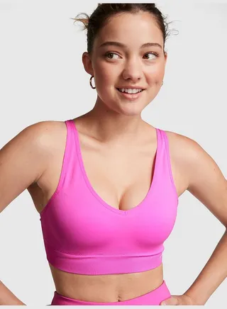 PINK Active Seamless Air Medium Impact Sports Bra