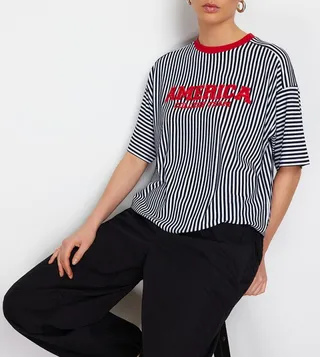 Embroidered Short Sleeves Oversized T-Shirt