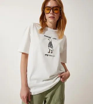 Embroidered Short Sleeves Oversized T-Shirt