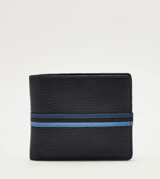 Textured Bi-Fold Leather Wallet