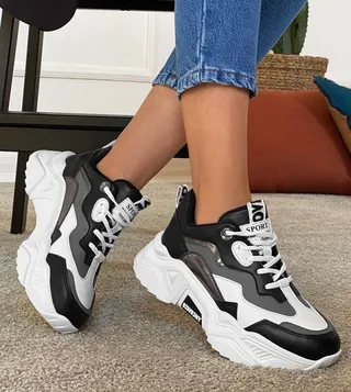 Logo Detail Colorblock Sneakers