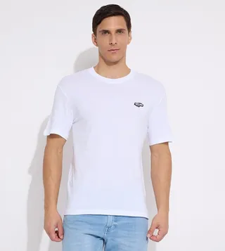 Logo Detail Short Sleeves T-Shirt