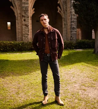 Solid Regular Fit Short Sleeves Shirt