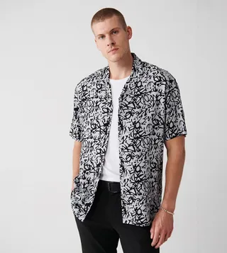 Patterned Short Sleeves Oversized Shirt