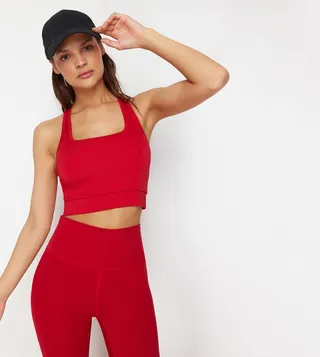 Shaping Square Neck Sports Bra