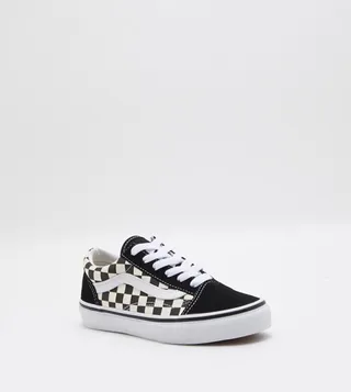 UY Old Skool Low Top Sneakers