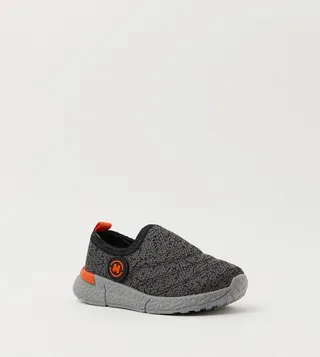 LAYNE Quilted Running Shoes