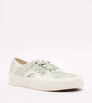 AUTHENTIC CONVERT Lace-Up Canvas Shoes