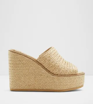MIDSOMMAR Straw Braided Wedges